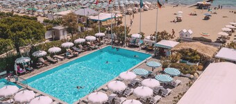 Hotel Monaco & Quisisana