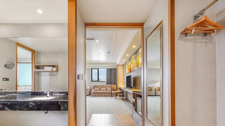 CHECK inn Select Tainan YongKang