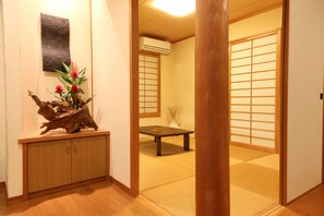 Villa | Área de sala de estar | Televisión de pantalla plana 