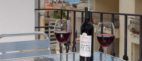 Deluxe-lejlighed - 1 kingsize-seng med sovesofa | Balkon