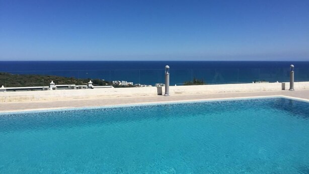 Outdoor pool - Appartement Complexe Sania Plage (Allyene)