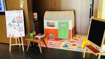 Children’s play area – indoor