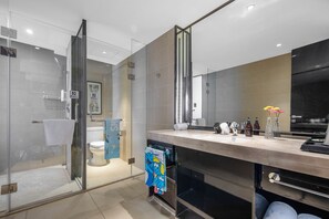 Deluxe Suite | Bathroom - MiniMax Hotel Shanghai Songjiang (Shanghai)