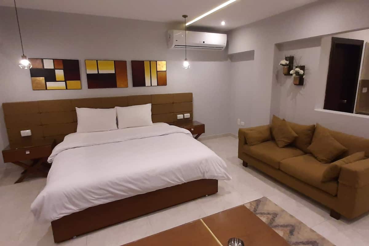 Luxury Studio