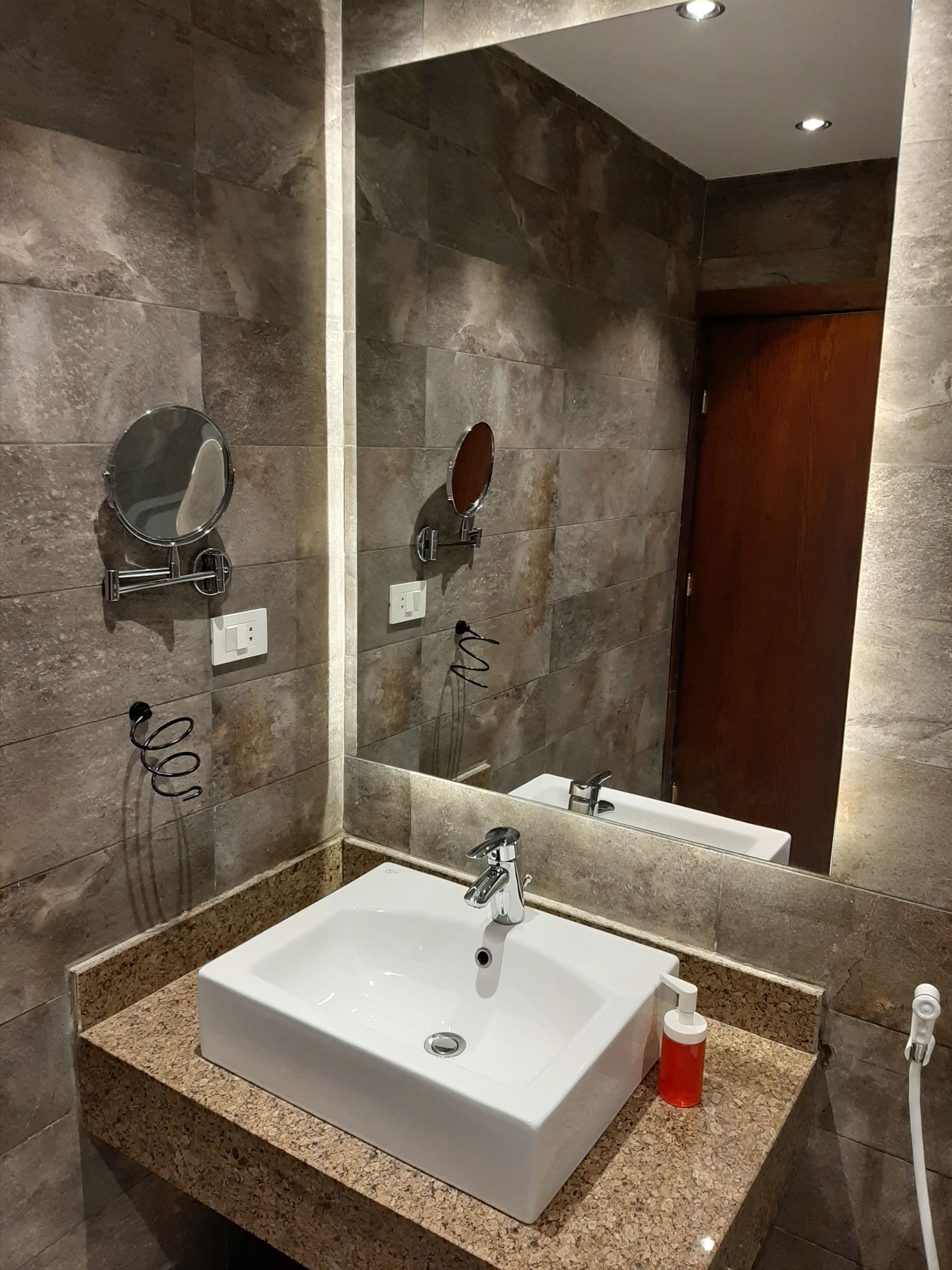 Photo - Nakhil Inn Residence