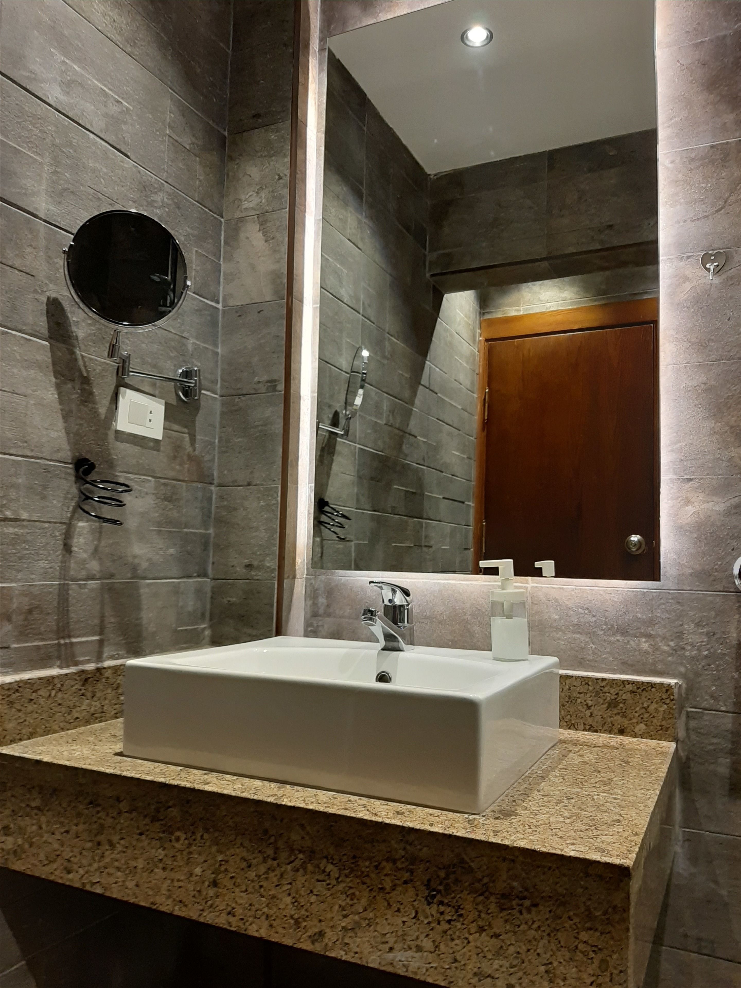 Photo - Nakhil Inn Residence