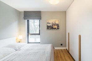 1 habitación, decoración personalizada y muebles diferentes 