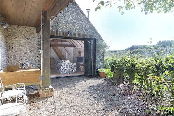 Front of property - Shepherds Barn (Chichester)