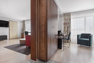 Family Room, 2 Bedrooms | Desk, blackout drapes, iron/ironing board, free WiFi