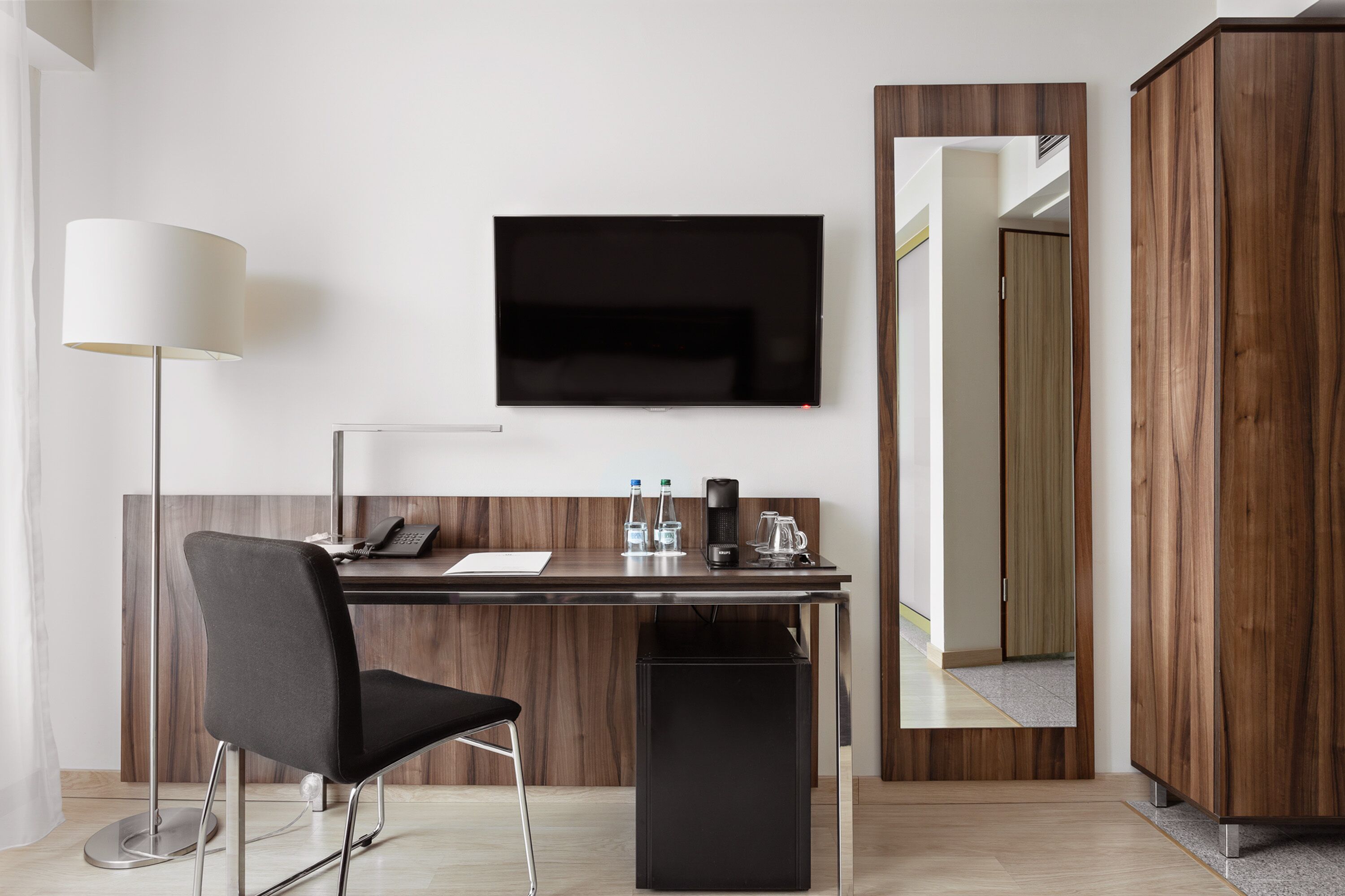 desk, blackout curtains, iron/ironing board, free wifi