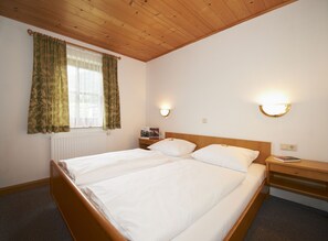 Apartment, 1 Bedroom, Balcony | In-room safe, free WiFi - Appartements Jakobshof (Flachau)