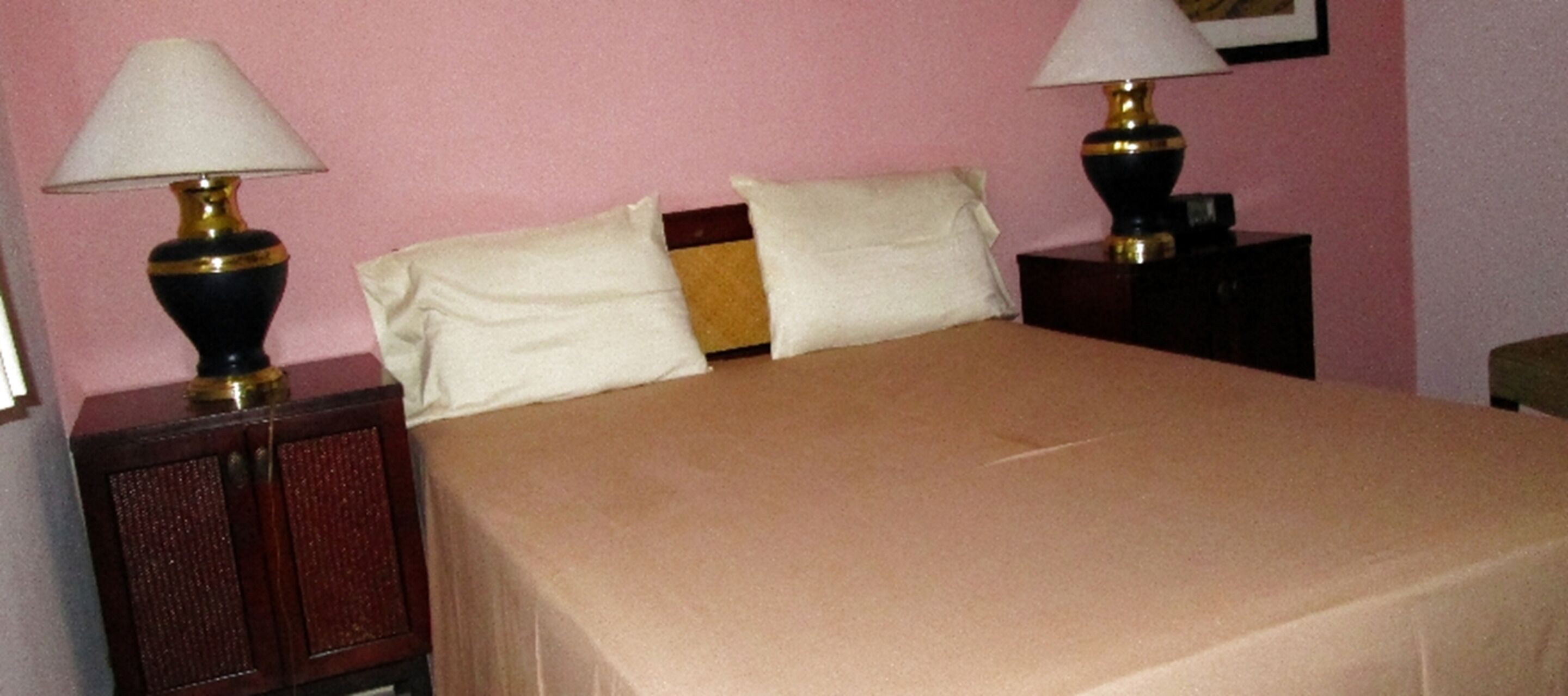 family room, 2 queen beds | premium bedding, desk, iron/ironing board, cots/infant beds