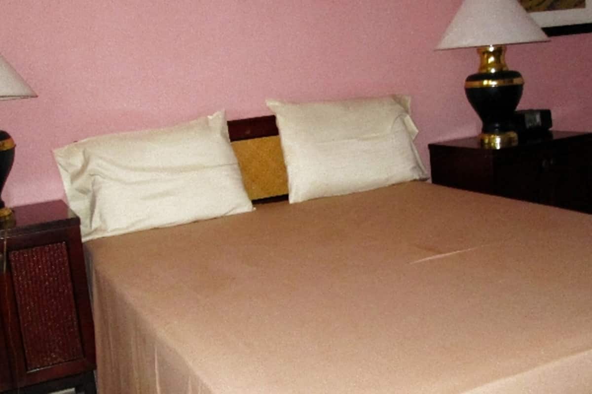 family room, 2 queen beds | premium bedding, desk, iron/ironing board, cots/infant beds