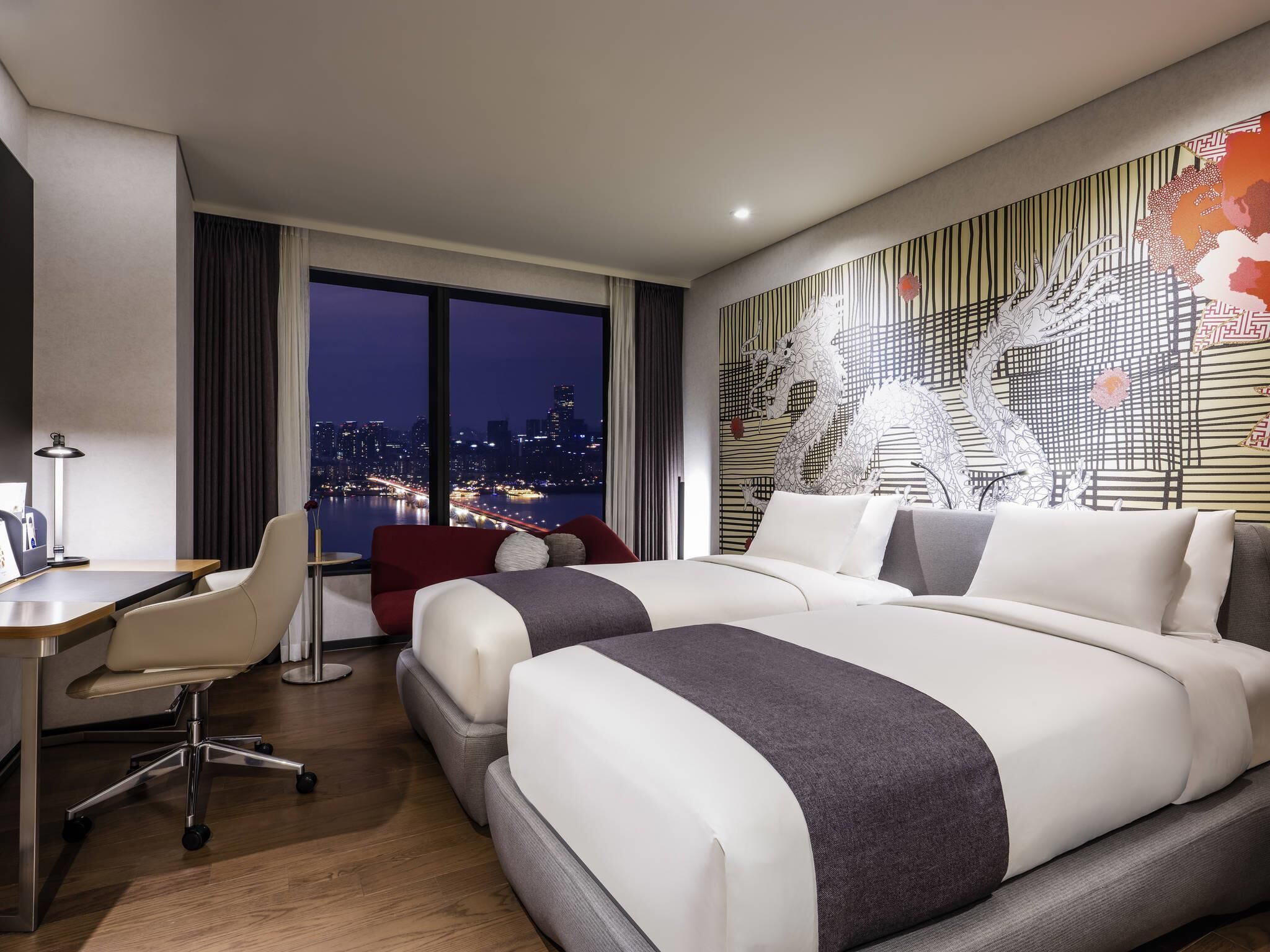Habitación superior, 2 camas individuales | Ropa de cama de alta calidad y edredón 