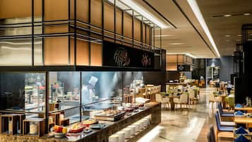 3 restauranter, frokost serveres