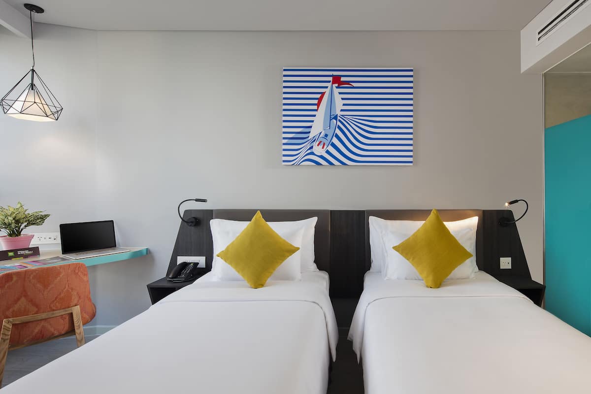 1 bedroom, premium bedding, minibar, in-room safe