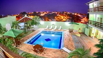 Piscina externa