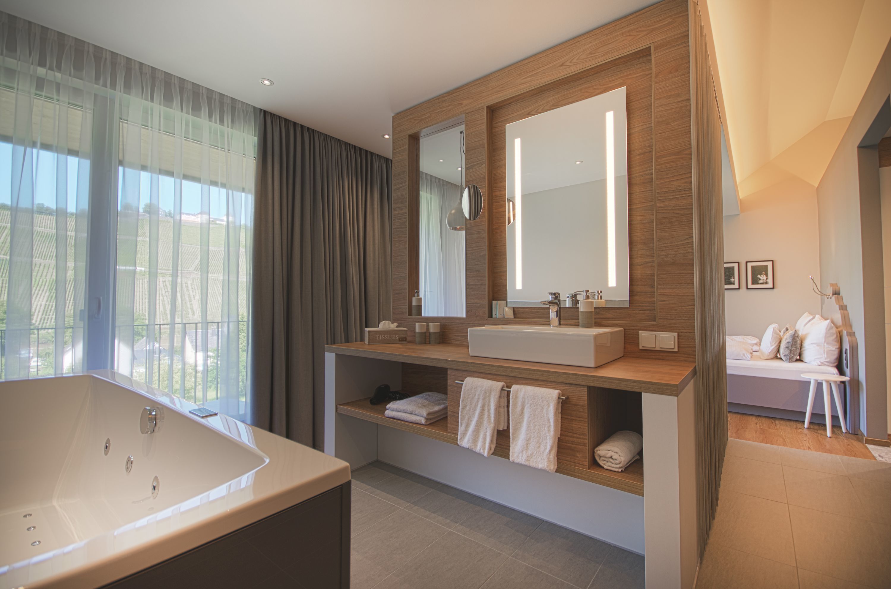 1 bedroom, hypo-allergenic bedding, in-room safe, iron/ironing board