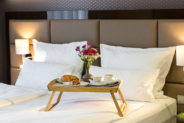 43-inch flat-screen TV with satellite channels, TV