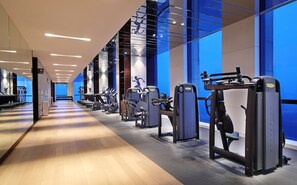 Fitness facility - HUALUXE Wuxi Taihu by IHG (Wuxi)