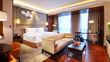 Minibar, in-room safe, desk, soundproofing