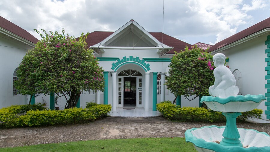 Diamond Villa Yoga & Wellness