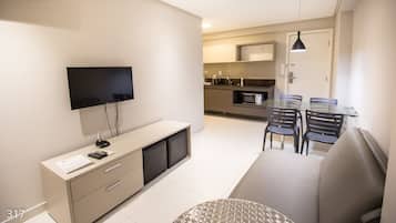 Huoneisto, 2 makuuhuonetta | Työpöytä, silitysrauta/-lauta, vauvansängyt, ilmainen Wi-Fi