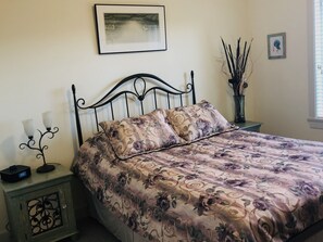 Comfort Σουίτα, 1 Queen Κρεβάτι, Θέα στο Βουνό, Στον κήπο | 1 υπνοδωμάτιο, κλινοσκεπάσματα υψηλής ποιότητας, μοναδική διακόσμηση 