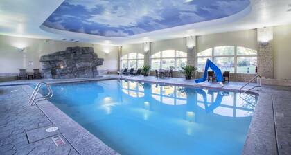 Chateau Villas at Zermatt Resort Vacation Properties