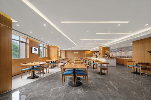 Holiday Inn Express Chengdu Airport Zone by IHG