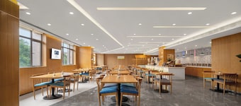 Holiday Inn Express Chengdu Airport Zone by IHG