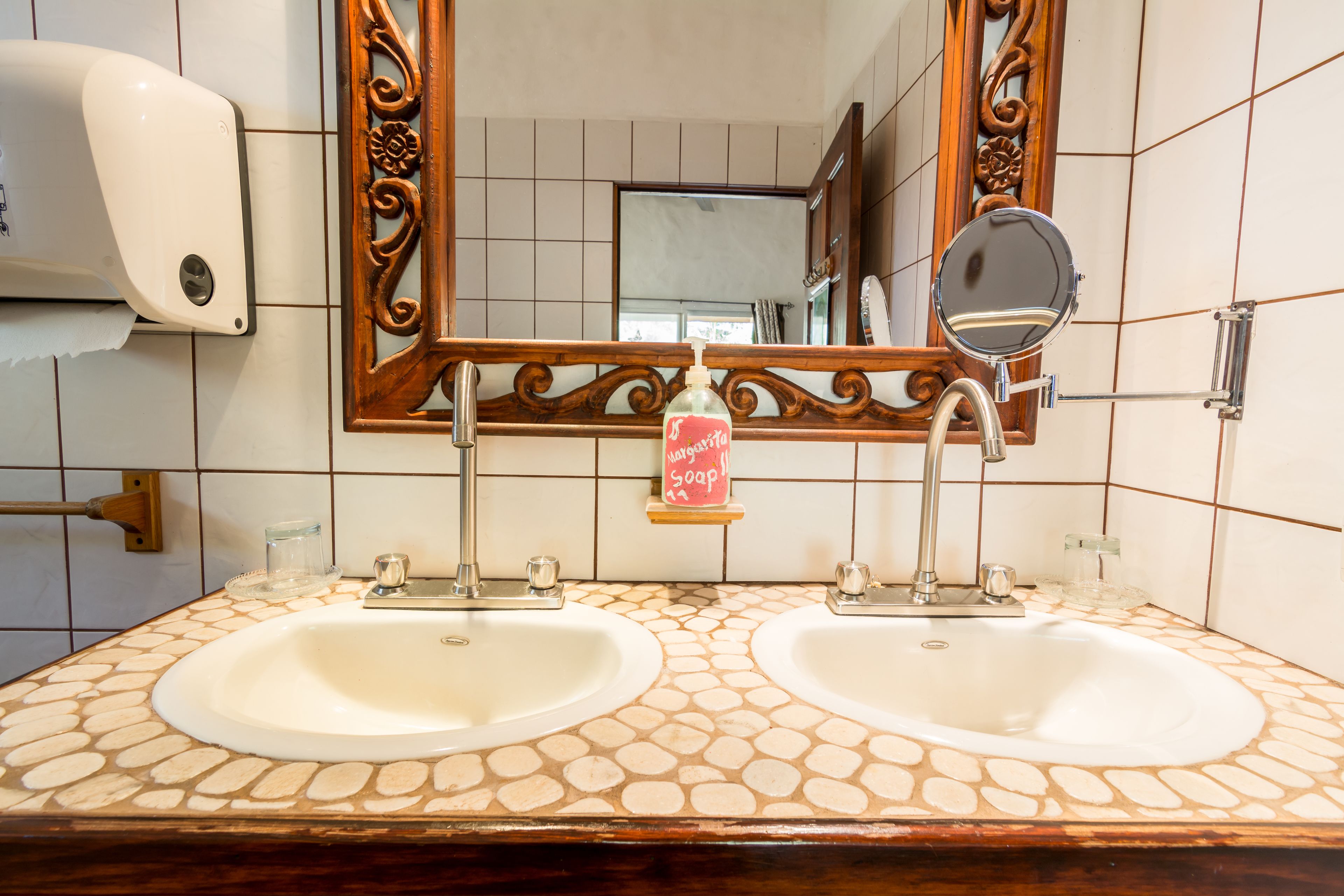 superior quadruple room | bathroom | shower, free toiletries, hair dryer, towels