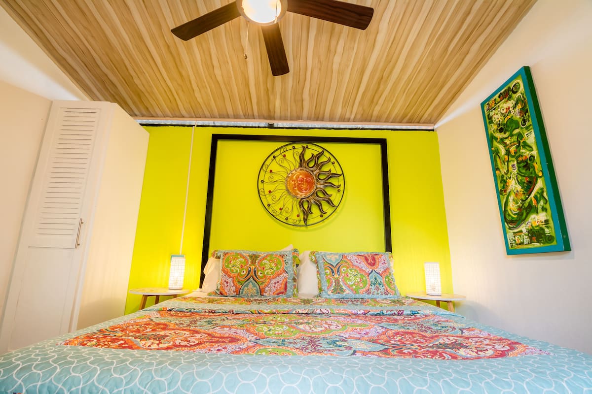 In-room safe, desk, iron/ironing board, free WiFi