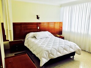 Double Room | In-room safe, desk, free WiFi