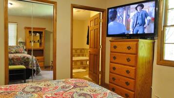 2 chambres, matelas mémoire de forme, lit parapluie, Wi-Fi