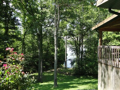 Lake Front 2-Bedroom Home W/ Privacy! Beautiful Views & Numerous Amenities...