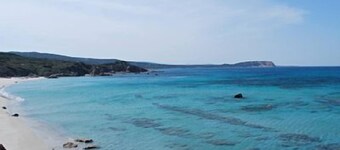 HOUSE WITH GARDEN 850 METERS FROM THE SEA