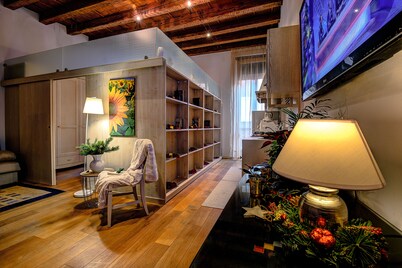 THE BEST EXPERIENCE OF HOSPITALITY IN A STEP FROM THE ARENA WITH FREE WI FI!