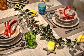 Dining - THE BEST EXPERIENCE OF HOSPITALITY IN A STEP FROM THE ARENA WITH FREE WI FI! (Verona)