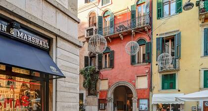 THE BEST EXPERIENCE OF HOSPITALITY IN A STEP FROM THE ARENA WITH FREE WI FI!