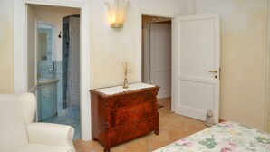 Room - COSTA SMERALDA BEAUTIFUL VILLA WITH POOL 150 MT FROM THE SEA SURROUNDED BY GREENERY (BAIA SARDINIA/ARZACHENA)