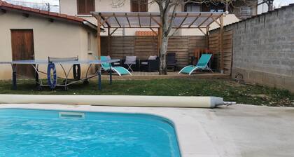 Logement indépendant ,20mn de Lyon et 15mn Eurexpo et Groupama Stadium