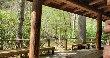 Stay WATERFRONT ! Stay CHEAT RIVER LODGE