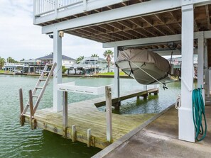 Marina - Handicap Accessible Home w 7 Bathrooms & a Pool - Perfect for Family Gatherings (Galveston)