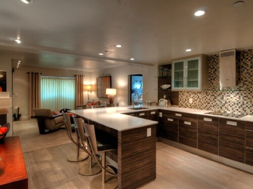 2b / 2b ylellinen huoneisto Vail Villagessa uskomattomilla näkymillä!