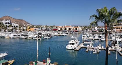 Cabo San Lucas Marina Studio Suite - Großartige Lage und Aussicht!