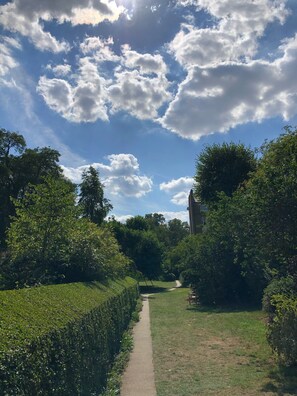 Overnattingsstedets uteområder