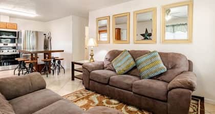 SoKnox Location - 7 Beds - 2 Baths - 21% Long Term Discount