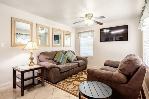 SoKnox Location - 7 Beds - 2 Baths - 21% Long Term Discount