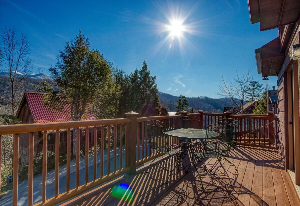 Photo 52 of ENJOY "THE VIEW" 5 ⭐️STAR ELEGANT, PET FRIENDLY, 3 KING BEDS & GORGEOUS SCENERY